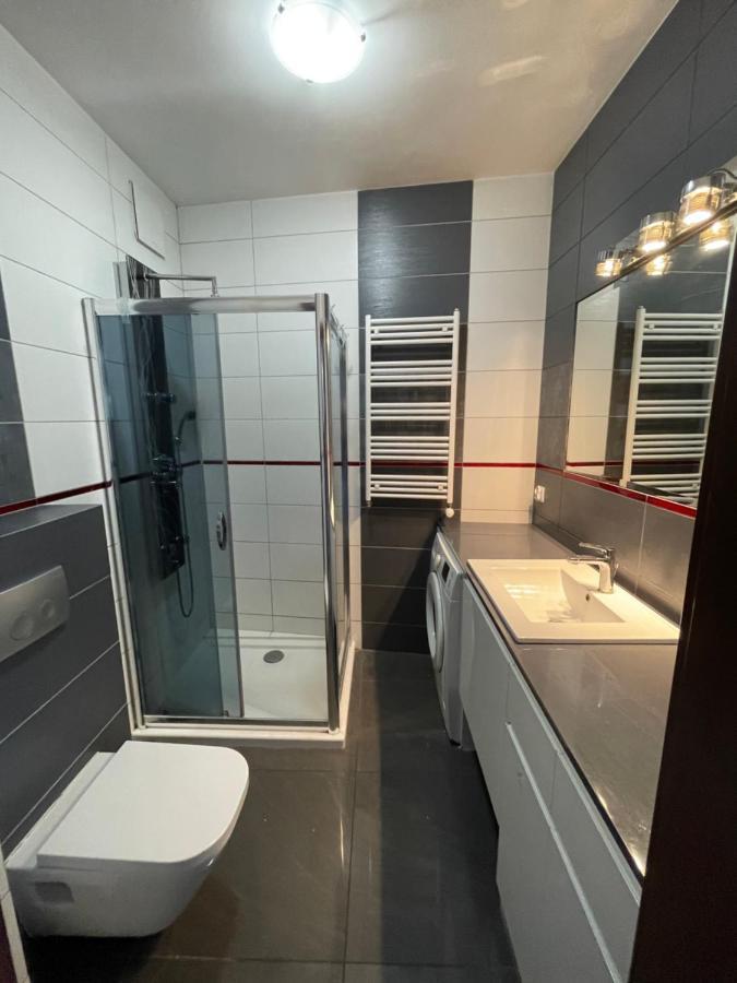 Gdynia Apartament 42 M Z Miejscem W Garazu Z Winda Blisko Centrum I Morza Esterno foto