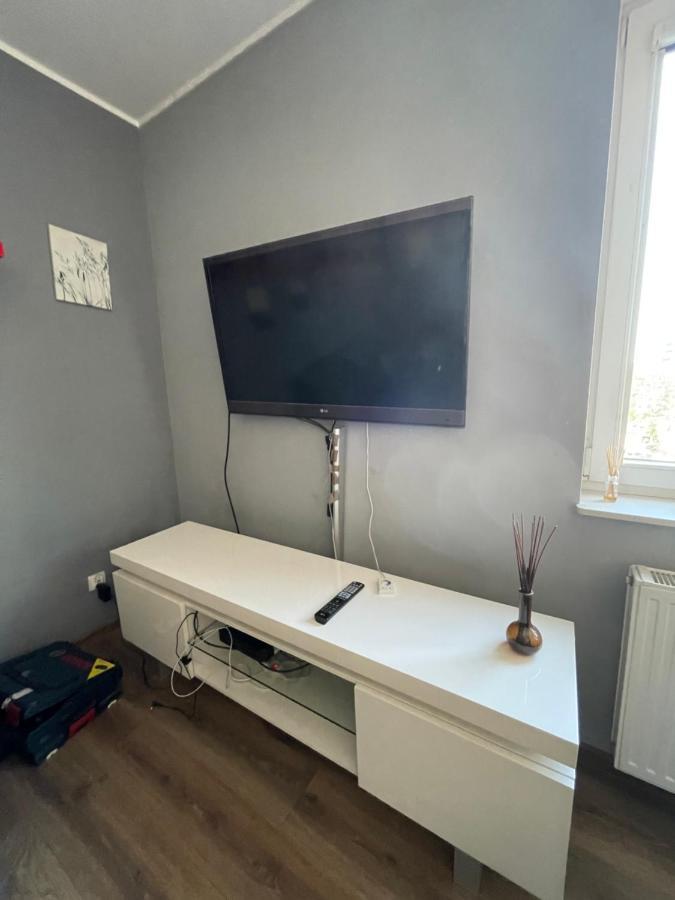 Gdynia Apartament 42 M Z Miejscem W Garazu Z Winda Blisko Centrum I Morza Esterno foto